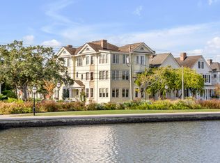 201 Broad St APT 1, Charleston, SC 29401