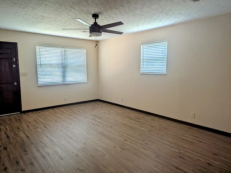 325 Arrowhead Dr #325 — Photo 10