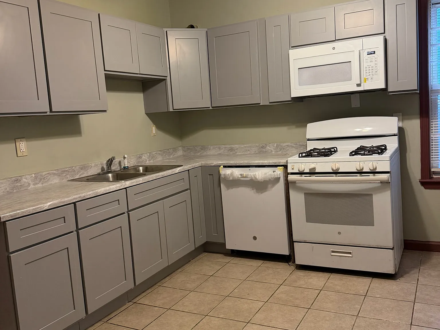 23 Hamilton St — Photo 4