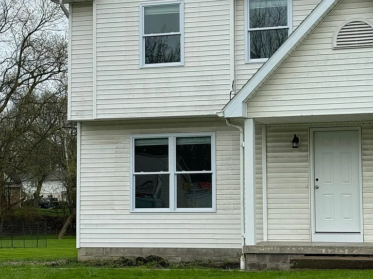 12 Burke Dr #B — Photo 2