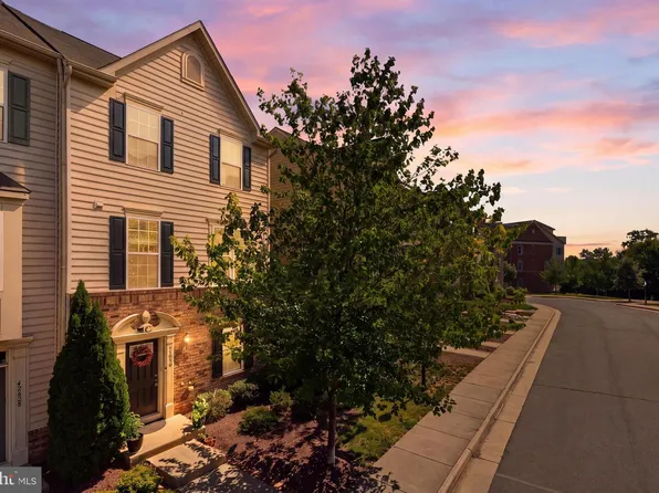 42630 Burbank Ter, Sterling, VA 20166