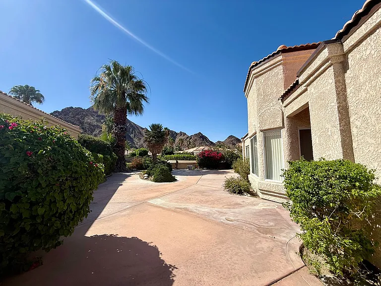 48625 Calle Esperanza — Photo 27