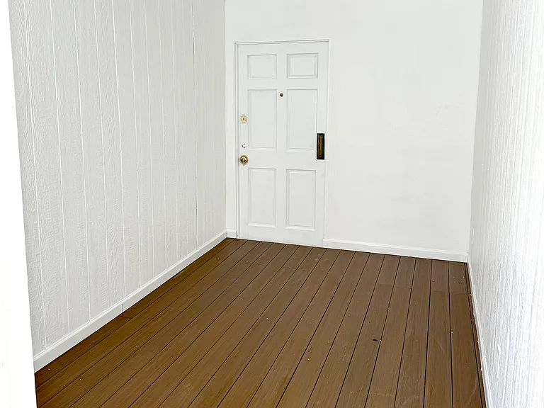 419 Hill St #4 — Photo 9