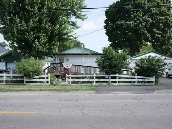 501 E Culver Rd, Knox, IN 46534