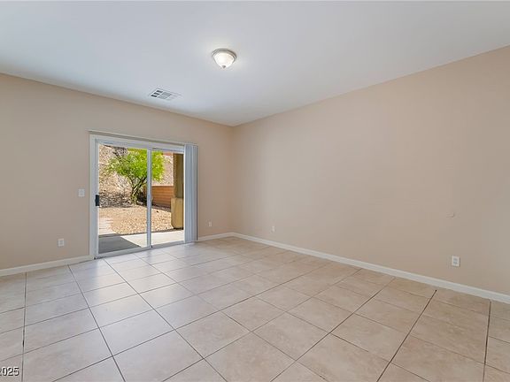 5th image of 5086 Echo Shire Ave