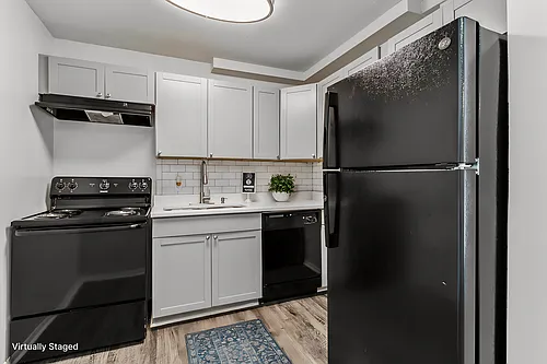 Mitchell s Park Apartments Photo 1