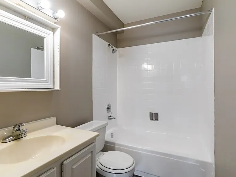 Bathroom | 1x1