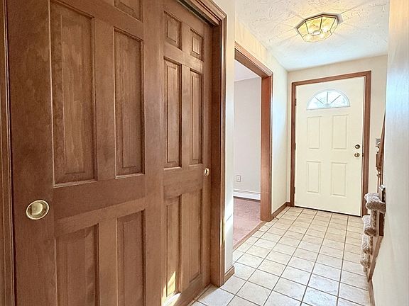 5th image of 65 Jordan Rd