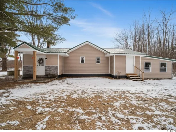 1360 County Route 3, Hannibal, NY 13074