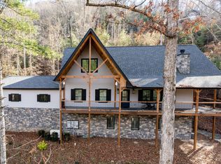 484 Chetola Trl, Townsend, TN 37882