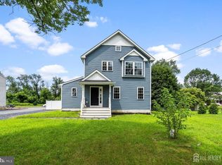 512 Wrightstown Sykesville Rd, Wrightstown, NJ 08562