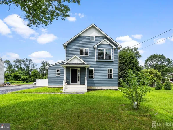 512 Wrightstown Sykesville Rd, Wrightstown, NJ 08562