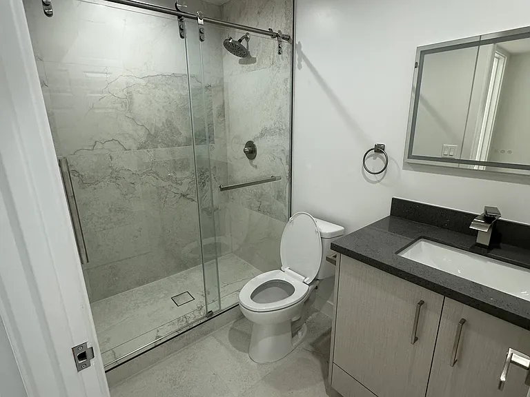 17735 Ludlow St — Photo 25