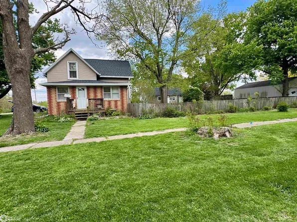 606 N Fillmore St, Mount Ayr, IA 50854