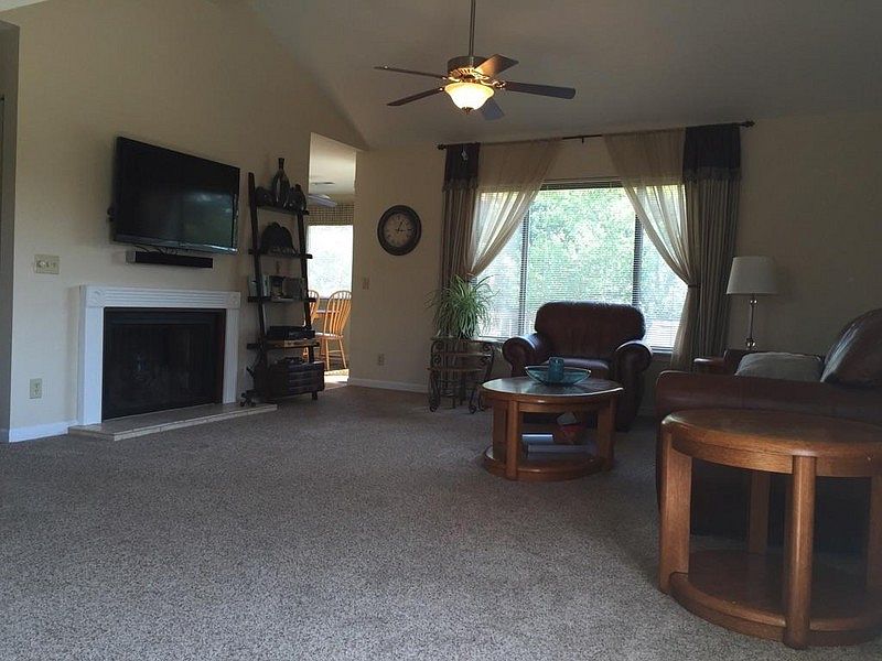 2nd image of 2180 Harbortown Cir