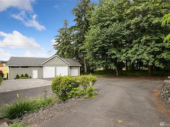 5th image of 6920 74th Ave SE