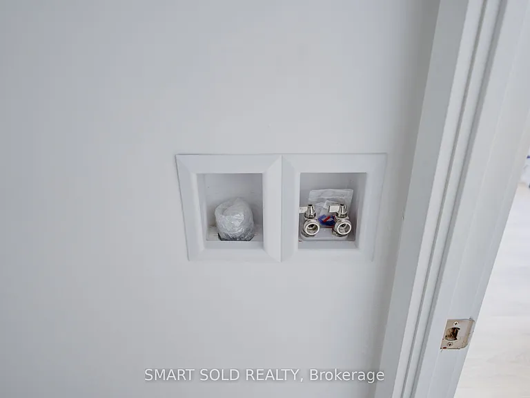 268 Buchanan Dr #305W — Photo 34