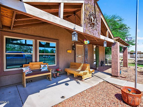 2nd image of 2724 S 198TH Avenue
