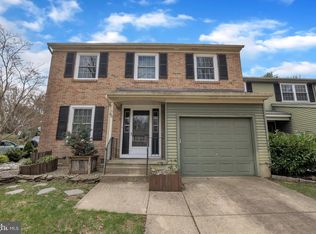 46 Farnwood Rd, Mount Laurel, NJ 08054