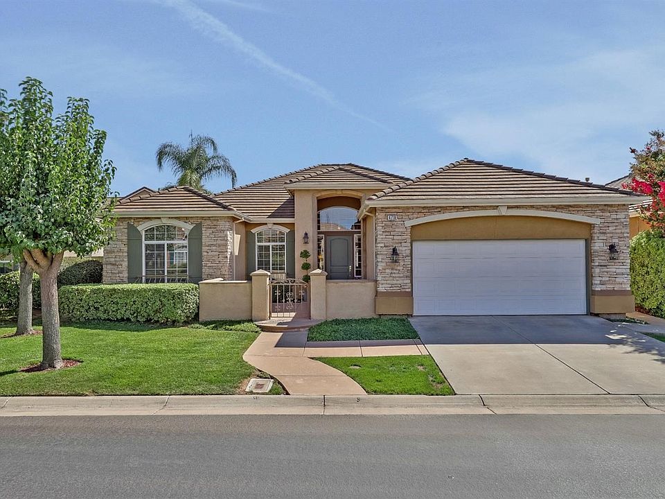 AN IMMACULATE 1-story home! CLEAN and BEAUTIFULLY cared for by the original owners who poured so much love into it. Approx. 2,373 SQ. FT.