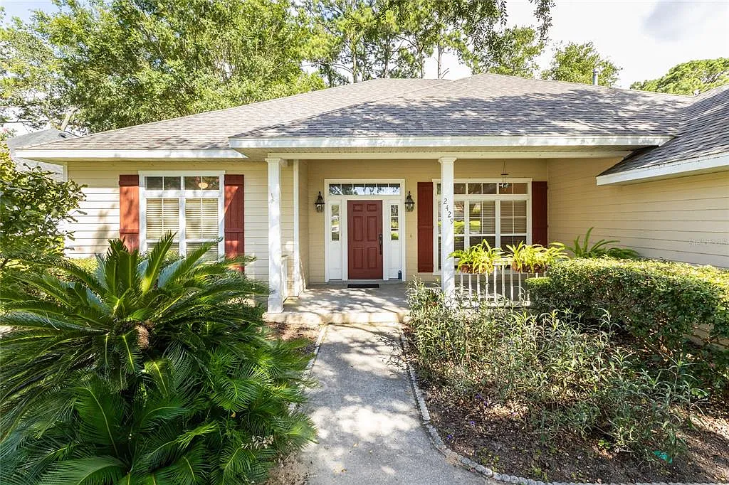 4 bed, 2.0 bath, 2008 sqft, $2,895 — Photo 1