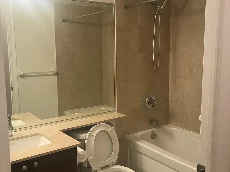 761 Bay St #607 — Photo 9