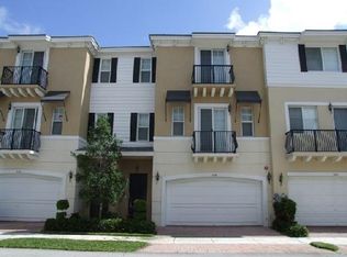 558 NW 39th Cir #558, Boca Raton, FL 33431