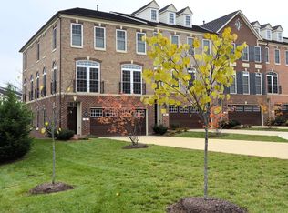 4 Middlebury Ct, Gaithersburg, MD 20878