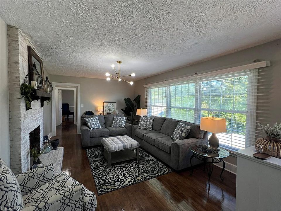 1st image of 118 Triplett St