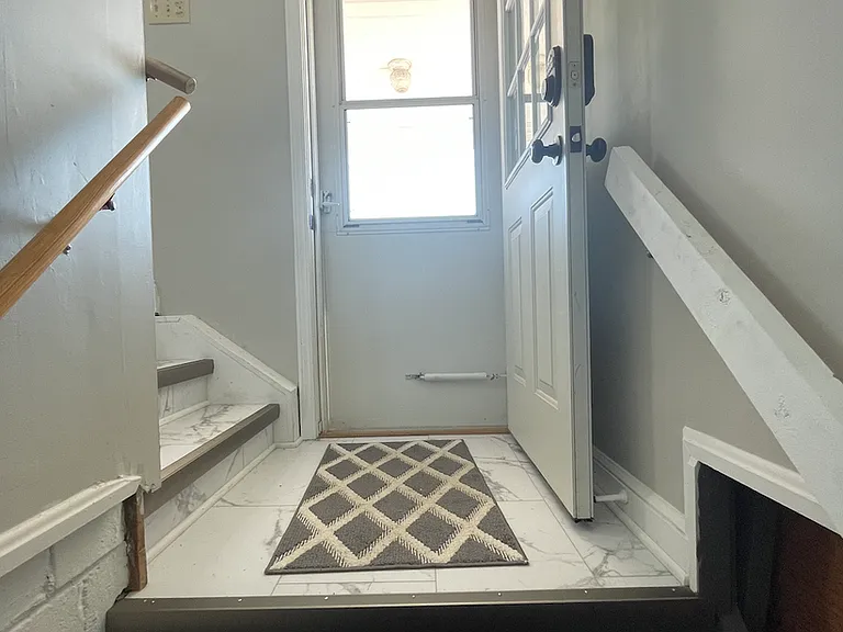 811 California Ave — Photo 21