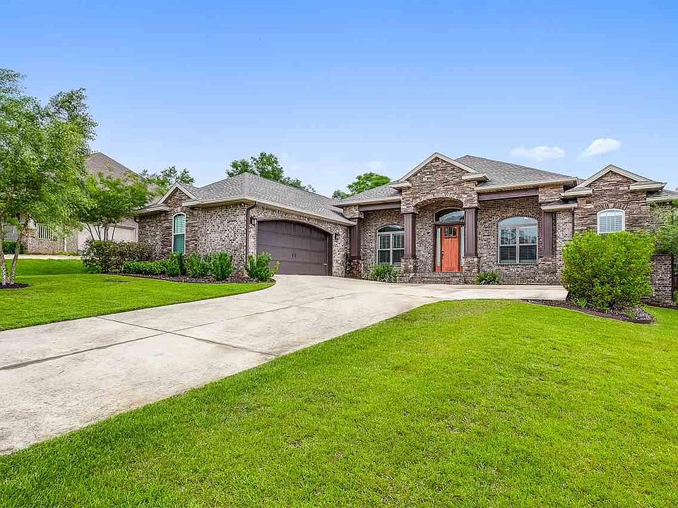 1st image of 5612 Lobelia Ln
