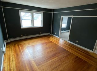 63 W Warwick Ave FLOOR 1, West Warwick, RI 02893