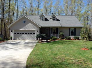 44 Long Pl, Monterey, TN 38574