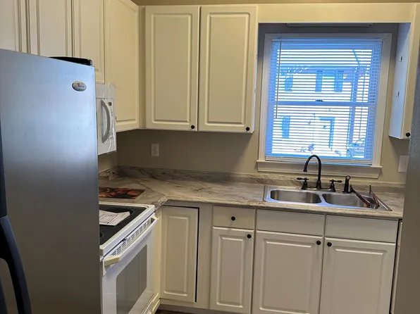 1109 8th Ave #5, Johnson City, TN 37601