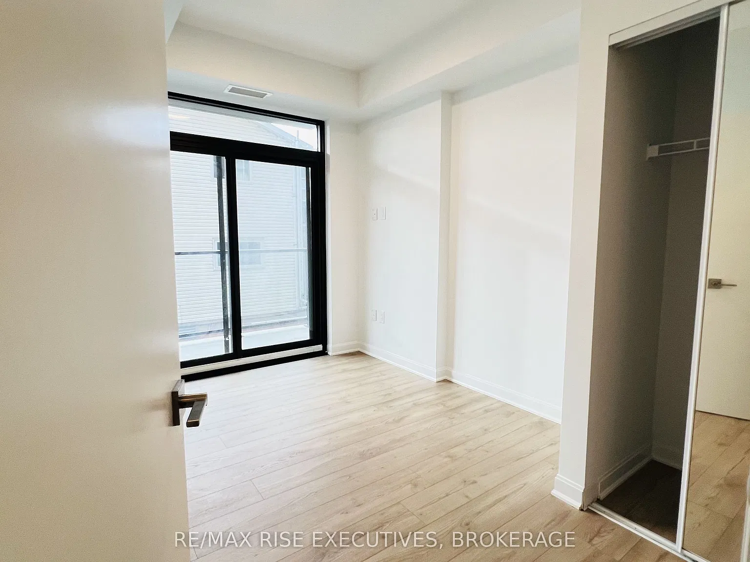 2 bed, $2,500 — Photo 3