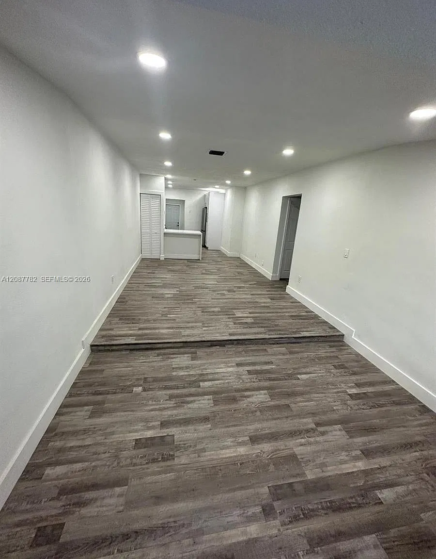 2 bed, $2,950 — Photo 4
