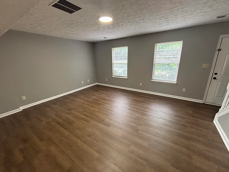 2744 Hayden Park Ln — Photo 3