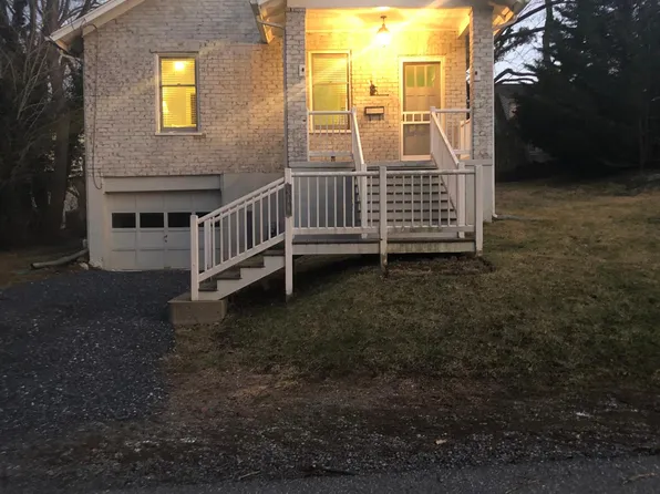 318 Myers St, Lexington, VA 24450