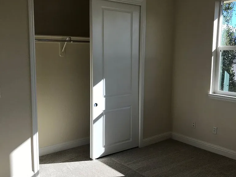 2205 Heavenly View Trl — Photo 15