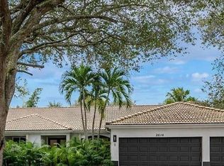 3610 Washington Ln, Hollywood, FL 33026