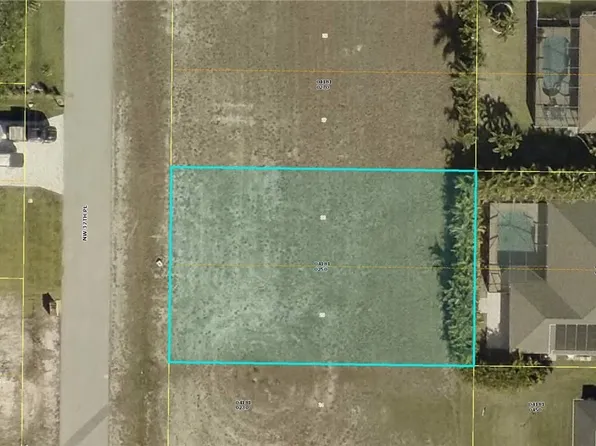 721 NW 37th Pl, Cape Coral, FL 33993