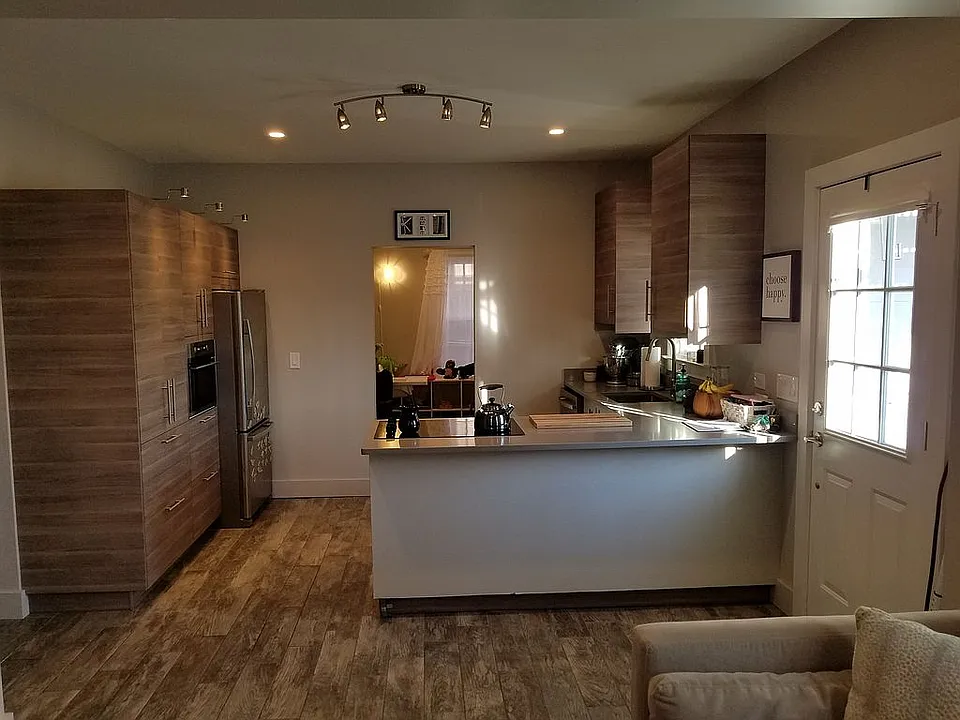 1st Floor Kitchen Area