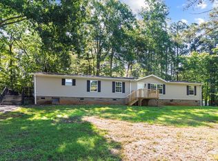 111 Shoals Ct, Six mile, SC 29682