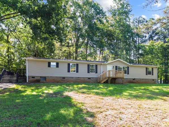111 Shoals Ct, Six Mile, SC 29682