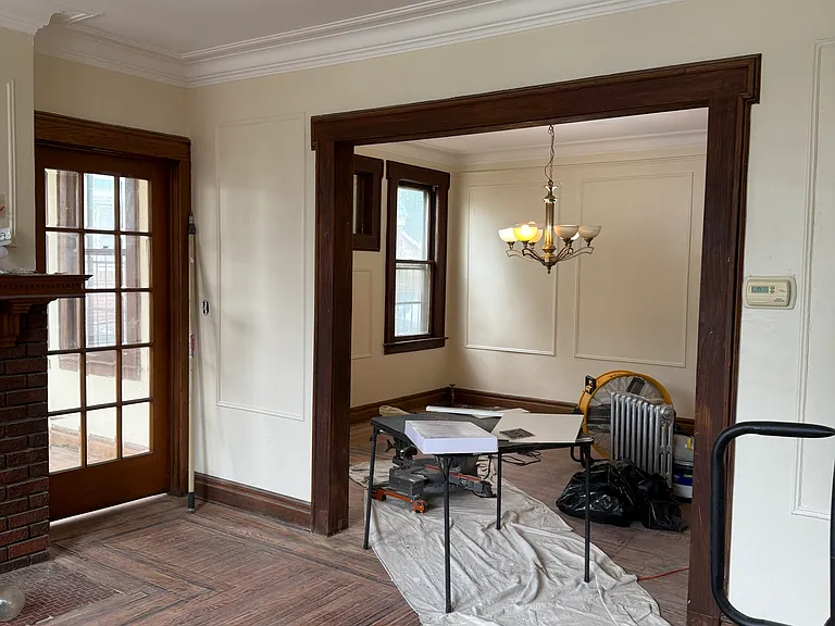 17-19 Monticello Ave #1 — Photo 5
