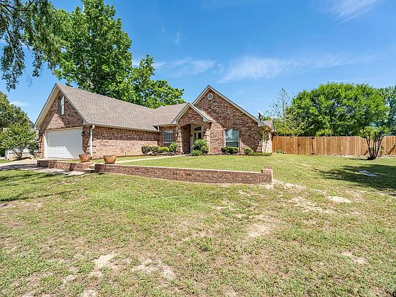 3rd image of 12501 Wildfern Rd