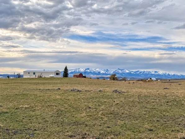 98 Spannering Rd, Big Timber, MT 59011