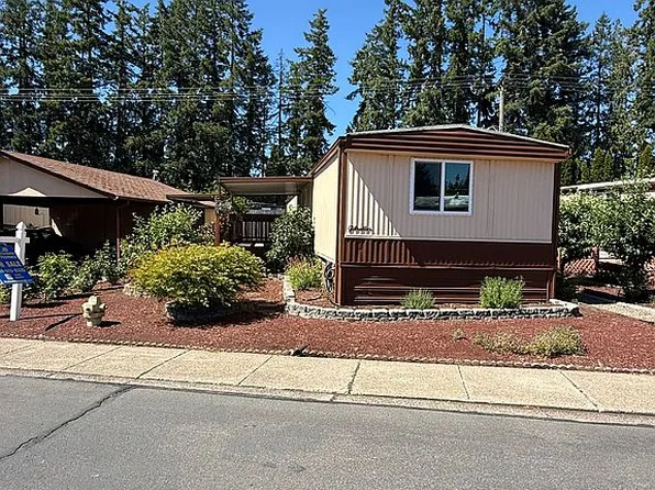 658 S 57th St Space 23, Springfield, OR 97478