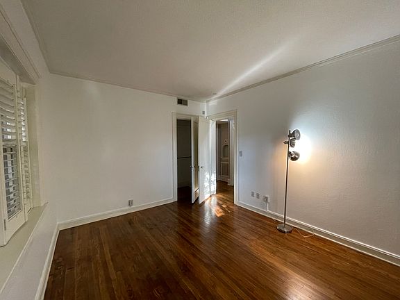 4th image of 510 E 5th St Suite 1