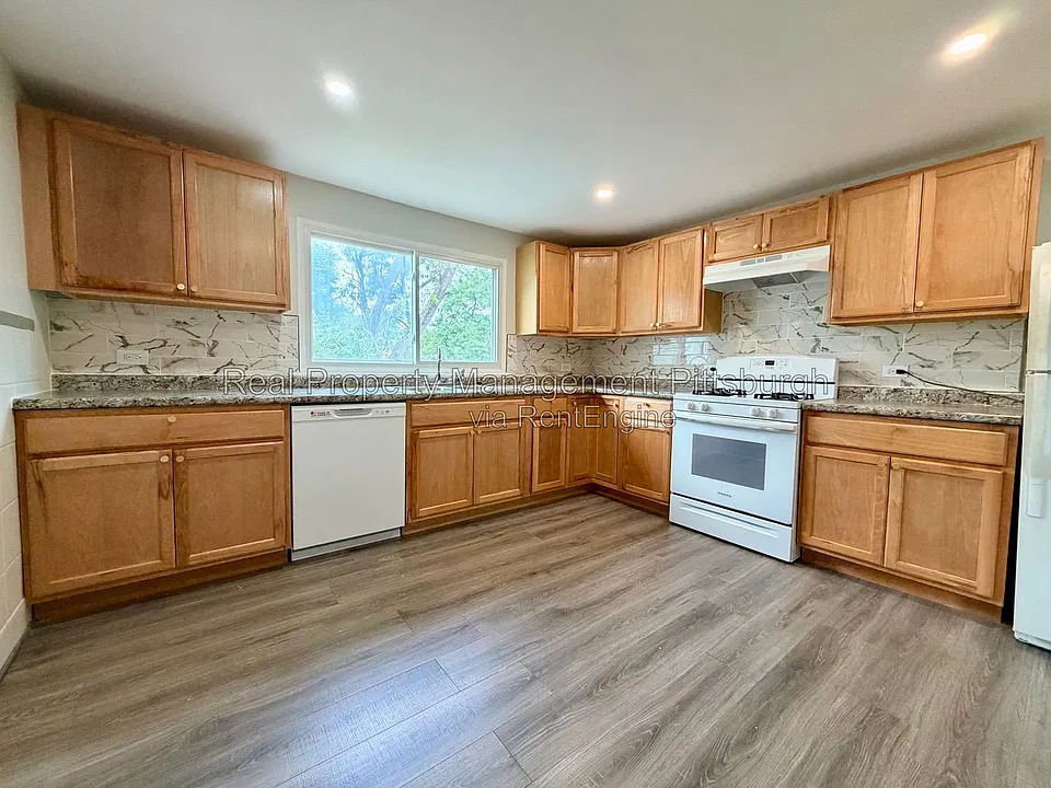 1360 Herman St #2